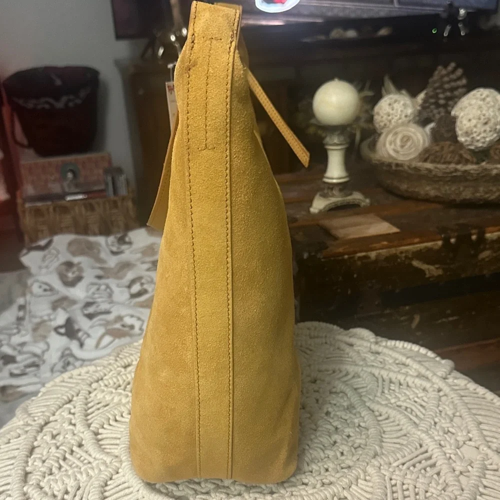 NWT- Margot New York Suede Leather Tan Shoulder Hobo Bag. New With Tags. - Picture 10 of 16
